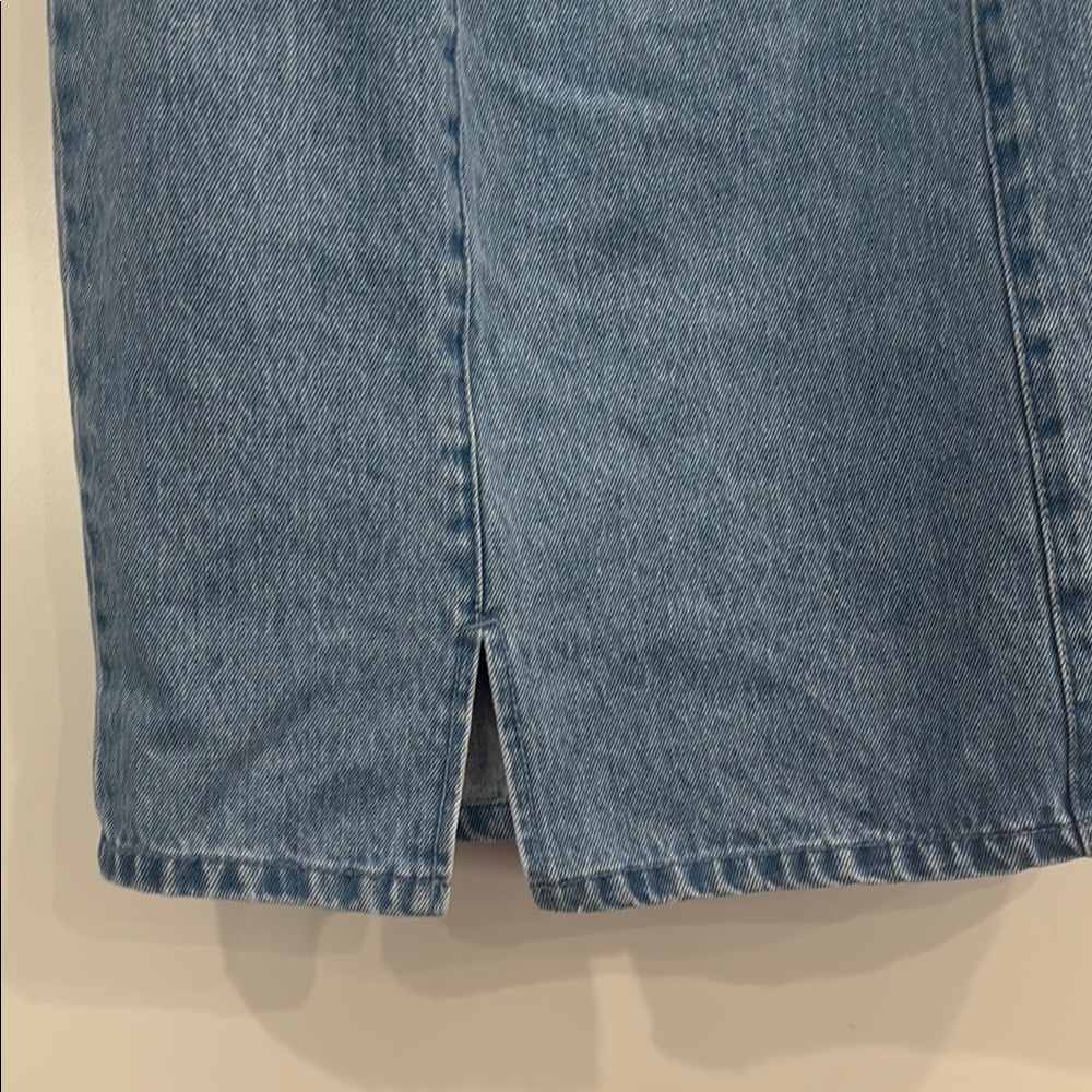 Denim One-Shoulder Ruffle Dress - Picture 4 of 5